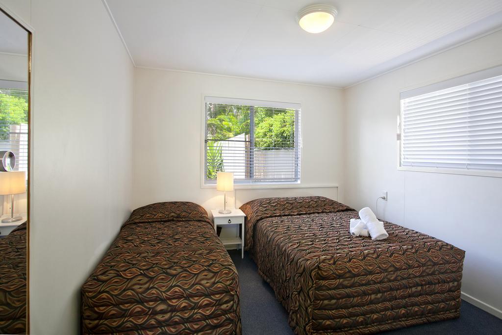 Aparthotel Regency Waterfront Noosa Noosaville Zimmer foto